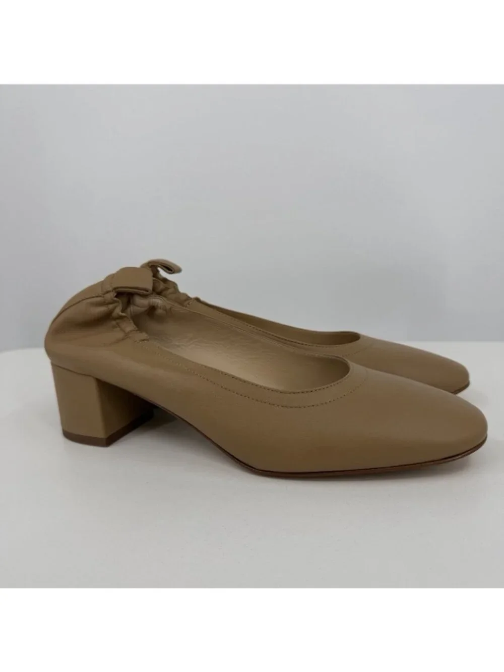 Everlane Italian Leather Day Heel Light Taupe 10 Women's Elastic Back Comfort